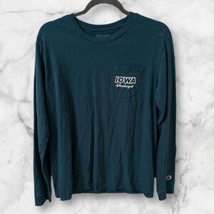 Champion Dusty blue long sleeve Iowa Hawkeyes pull on T-shirt SZ large back logo